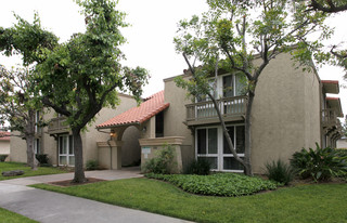 930 Via Zapata Apartments