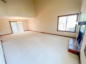 207 Charmant Rd in Lumberton, NC - Building Photo - Building Photo