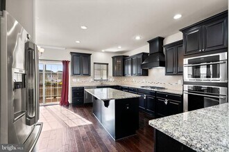 7977 Alchemy Wy in Elkridge, MD - Building Photo - Building Photo