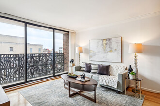 2555 Pennsylvania Ave NW, Unit 907 in Washington, DC - Building Photo - Building Photo