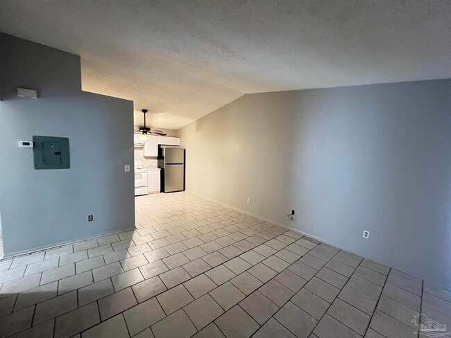 6809 Tiki Ln in Pensacola, FL - Building Photo - Building Photo