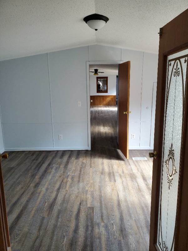 106 Elizabeth Dr in Weaver, AL - Building Photo - Building Photo