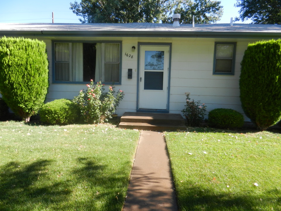 1626 Rood Avenue in Grand Junction, CO - Building Photo