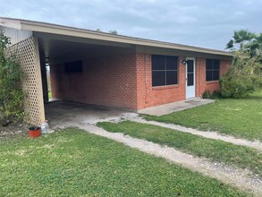 427 David Cuervo St in Laguna Vista, TX - Foto de edificio - Building Photo