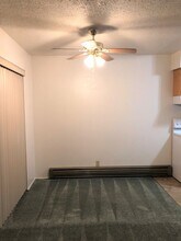 717 S Summit Ave in Bremerton, WA - Building Photo - Building Photo