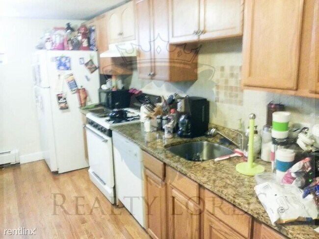 4 President Terrace-Unit -Apt B in Boston, MA - Building Photo - Building Photo