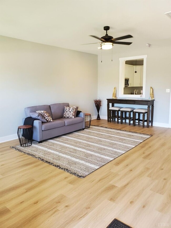 174 Sunburst Villa Dr in Evington, VA - Building Photo - Building Photo