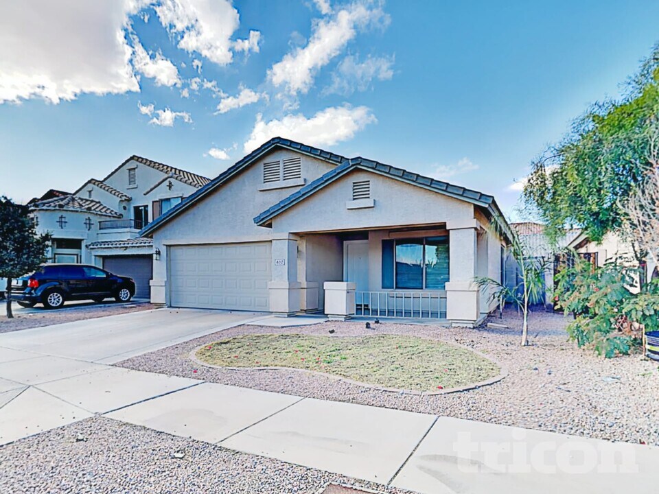 4012 S 56th Ave in Phoenix, AZ - Foto de edificio