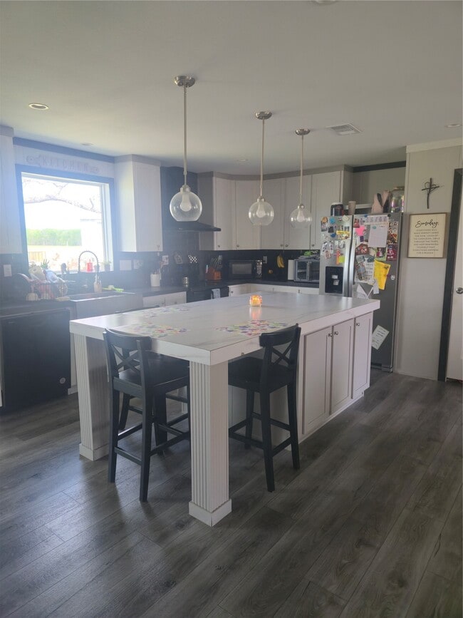 property at 10211 FM 1458 Rd