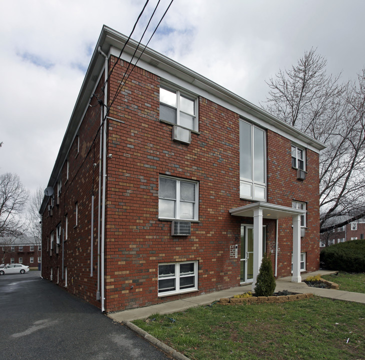 91 Belleville Ave in Bloomfield, NJ - Building Photo