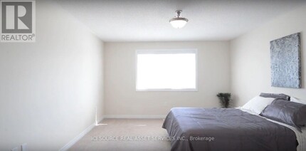 57 Phyllis Dr in Caledon, ON - Building Photo - Building Photo