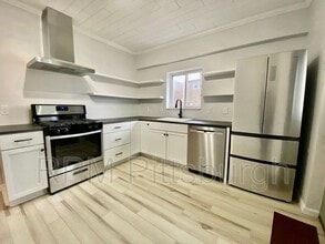 210 18th St in Pittsburgh, PA - Building Photo - Building Photo