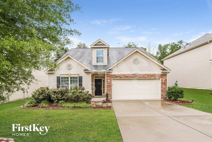 11214 Amherst Glen Dr in Charlotte, NC - Building Photo
