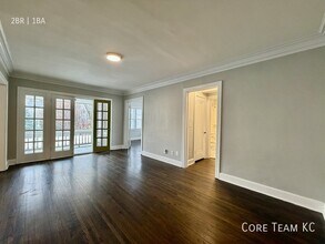 217 E 46th St in Kansas City, MO - Building Photo - Building Photo