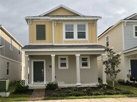 2413 Volunteer Ave in Kissimmee, FL - Building Photo