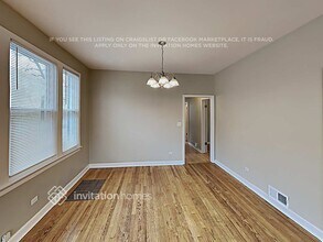 2428 Ridgeland Ave in Berwyn, IL - Building Photo - Building Photo