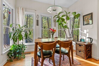 802 Creekstone Dr in Chapel Hill, NC - Building Photo - Building Photo