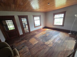 220 S Ontario St in Pomeroy, IA - Building Photo - Building Photo