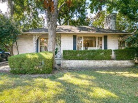 3137 Lovers Ln in University Park, TX - Building Photo