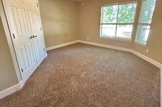 The Springs of Royal Oaks in Boise, ID - Building Photo - Building Photo
