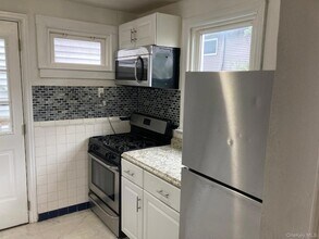 63 Brookline Ave in East Atlantic Beach, NY - Building Photo - Building Photo