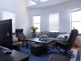 207 Hillside St, Unit 3 in Boston, MA - Building Photo