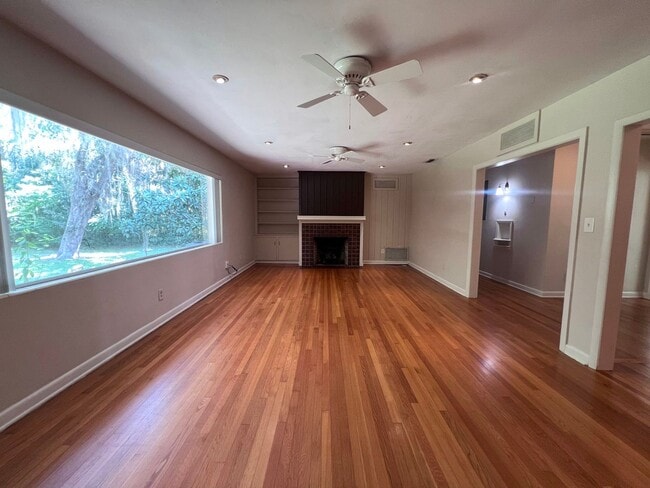 1516 NW 14th Ave in Gainesville, FL - Building Photo - Building Photo