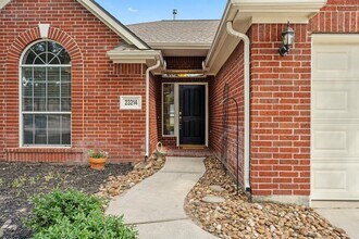 23214 Goldensong Ct in Spring, TX - Building Photo - Building Photo