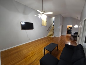 1612 Kingsway Rd in Norfolk, VA - Building Photo - Building Photo