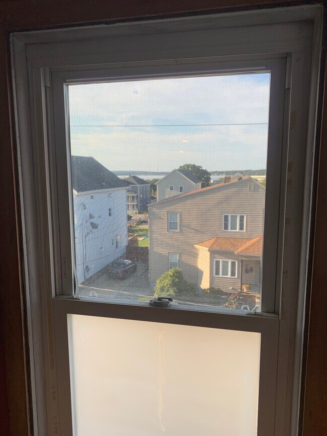 204 Jepson St in Fall River, MA - Building Photo - Building Photo