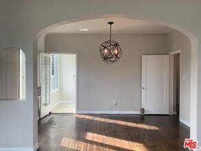 259 S Elm Dr in Beverly Hills, CA - Building Photo - Building Photo