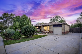 7777 Umatilla St, Unit A in Denver, CO - Foto de edificio - Building Photo