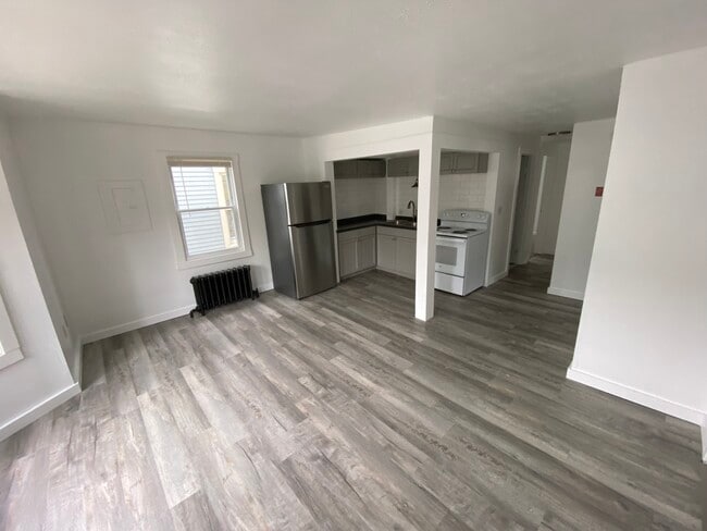 66 North St, Unit A in Burlington, VT - Foto de edificio - Building Photo