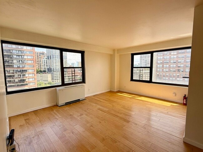 property at 135 Montgomery St