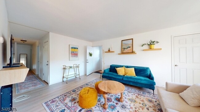 121 3rd St in South Orange, NJ - Building Photo - Building Photo