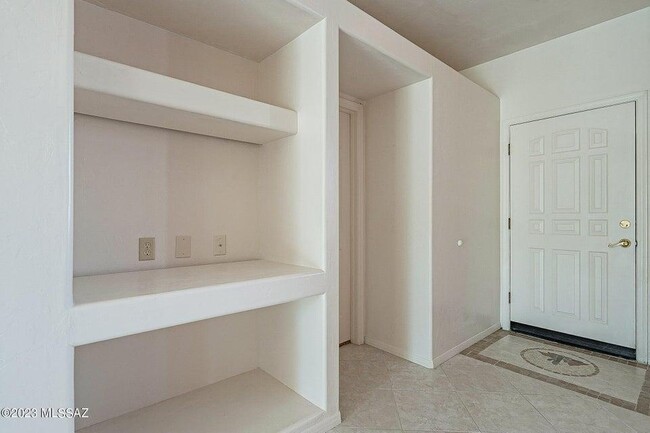 3781 S Avenida de Encino in Green Valley, AZ - Building Photo - Building Photo