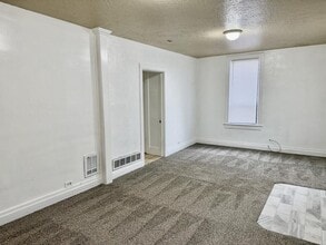 1450 Clark Dr in Idaho Falls, ID - Building Photo - Building Photo