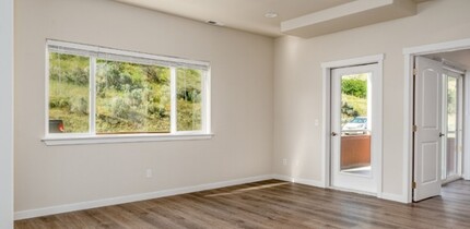 809 S Emerson St in Chelan, WA - Building Photo - Interior Photo