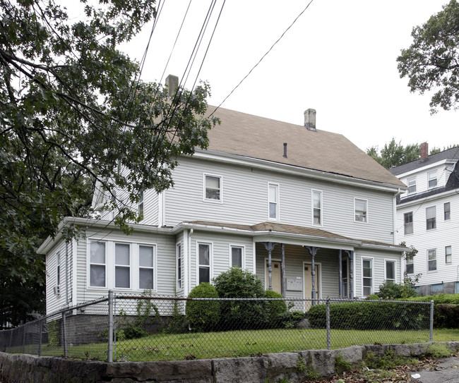 21-23 Nelson St in Quincy, MA - Foto de edificio - Building Photo