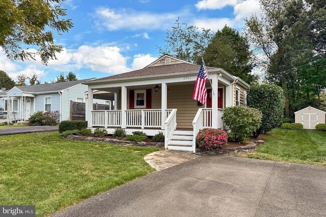 2951 Rosemary Ln in Falls Church, VA - Building Photo - Building Photo