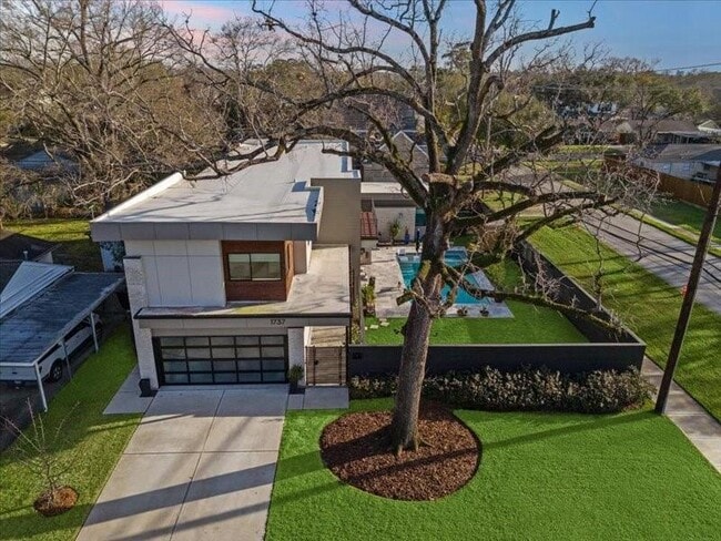 1737 Libbey Dr in Houston, TX - Building Photo - Building Photo