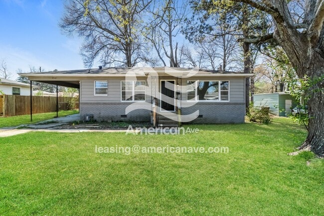 property at 713 Brewer St