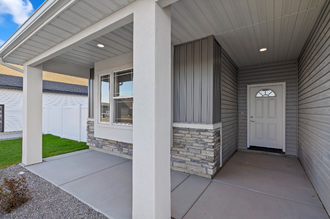 1183 White Birch Ave in Twin Falls, ID - Foto de edificio - Building Photo