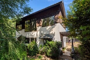 74 Boyd Ave in Asheville, NC - Building Photo