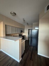 1520 S Florence Way, Unit 105 in Denver, CO - Foto de edificio - Building Photo