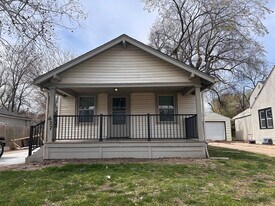627 Dellrose in Wichita, KS - Building Photo