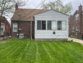 11347 Virgil Ave in Redford Township, MI - Building Photo - Building Photo