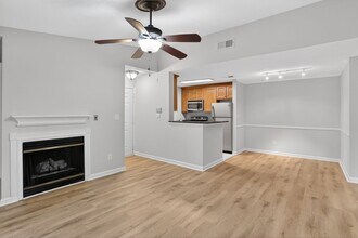 534 Granville Ct in Atlanta, GA - Building Photo - Building Photo