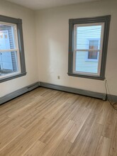 6 Chestnut Pl, Unit 1 in Boston, MA - Building Photo - Building Photo