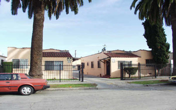 6320-6322 Brynhurst Ave in Los Angeles, CA - Building Photo - Building Photo